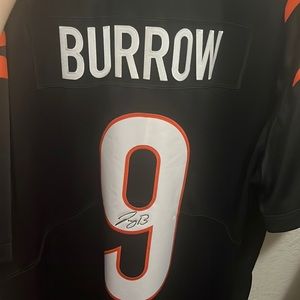 Stitched signed Joe burrow jersey